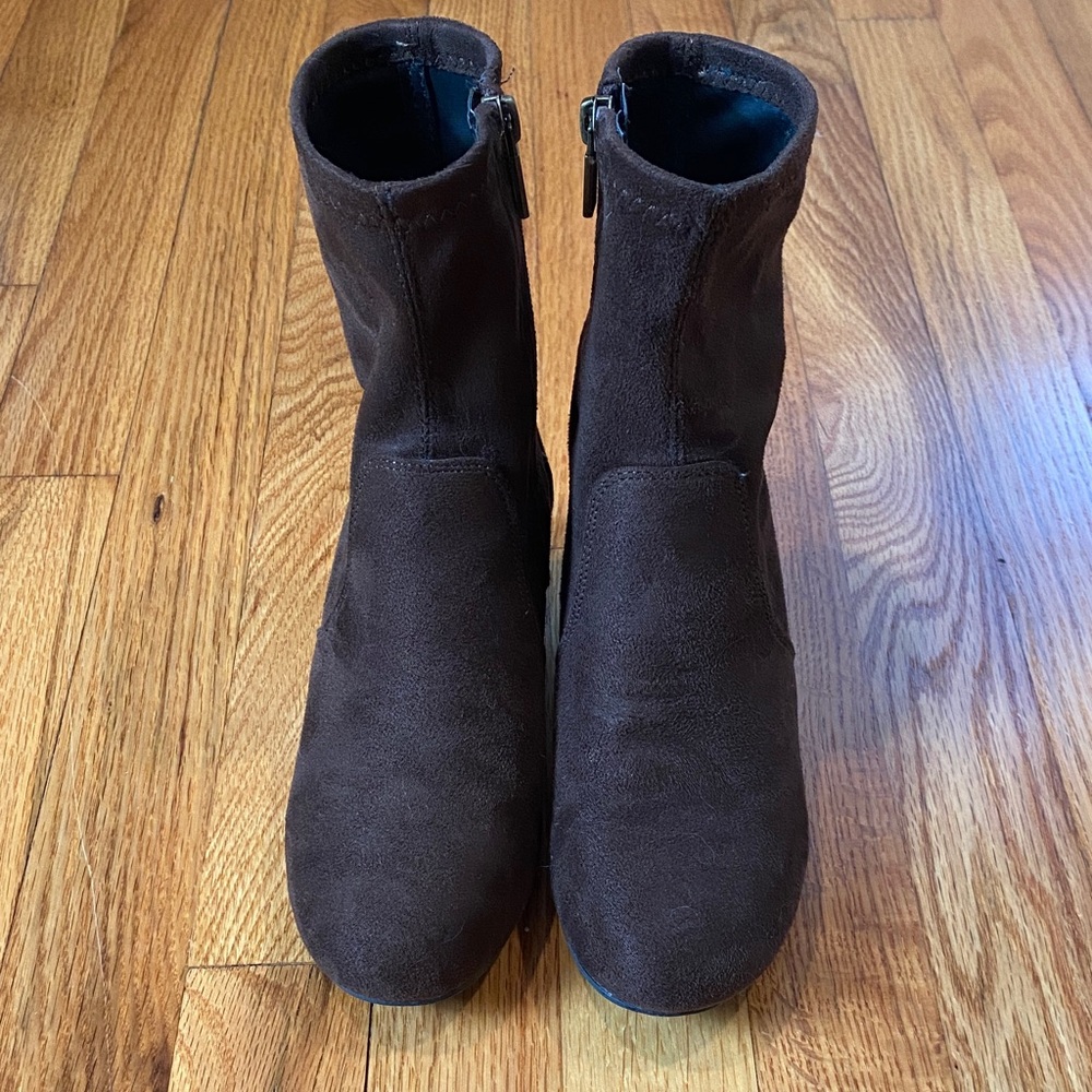 Kenneth Cole Faux Suede Chocolate Brown Booties